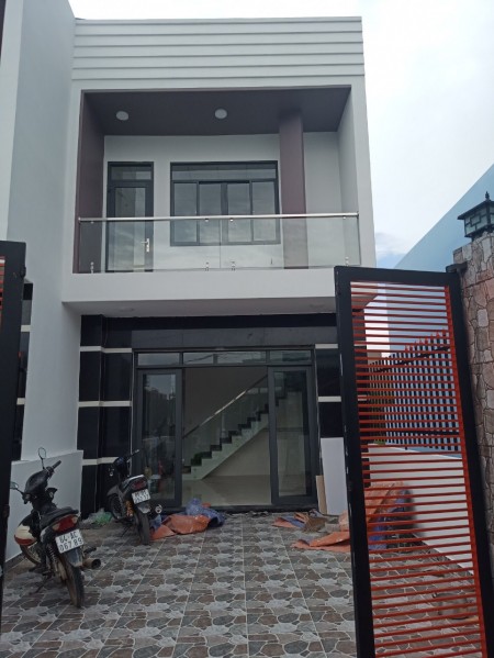 Chỉ cần thanh toán 1 tỷ 450 triệu nhận ngay nhà lầu để ở, có ngân hàng hổ trợ trả góp lên đến 80% giá trị nhà