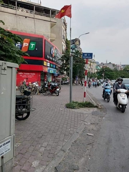 Đi đến slide 4