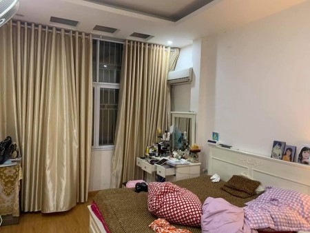 Bán nhà Thái Hà tặng nội thất đẹp lung linh diện tích sử dụng 45m2 5 tầng giá bán 5.2 tỷ