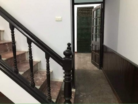 Giá cực rẻ nhà nguyên căn ô tô vào nhà phân lô quân đội, 2 mặt ngõ, giá bán 7.9 tỷ, thương lượng