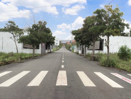 Bán đất nền diện tích 100m2, gía 850 triệu. gần GX. Hà Nội, Cv 30/4. Hố Nai Biên Hòa