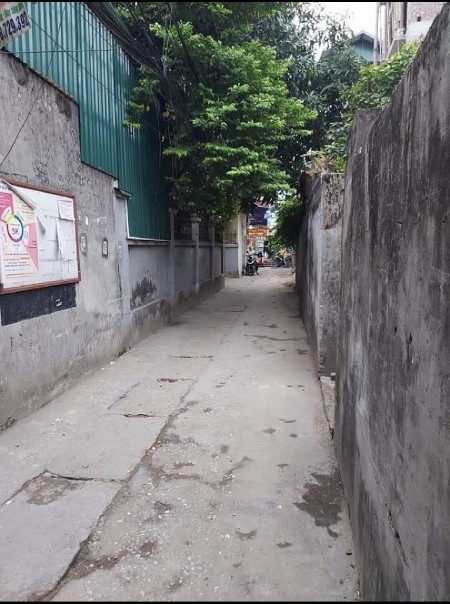 Bán nhà Cổ Nhuế mặt tiền rộng ô tô cách nhà 30m, vị trí đẹp, kinh doanh tấp nập lh 0988296228
