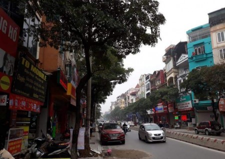 Bán nhà phố Lê Thanh Nghị, Hai Bà Trưng, 56m2, MT5.2m, ô tô đỗ cửa, kinh doanh tốt.