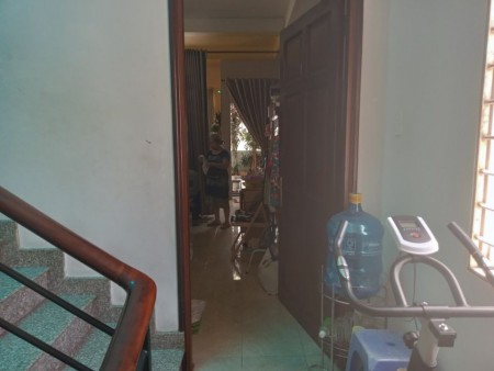 Mình cần bán nhà hàng xóm công viên Quang Trung diện tích 67m2 giá bán 6 tỷ, sổ sẵn