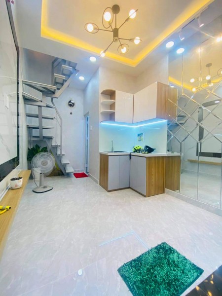 Bán nhà nguyên căn giá chỉ có 2.5 tỷ đúc 4 lầu, đường Bùi Quang Là, phường 12, Quận Gò Vấp