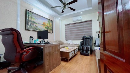 Bán nhà 54m2, 6 tầng đẹp thang máy xịn, ô tô vào giá chỉ hơn 8 tỷ, liên hệ 0976469163
