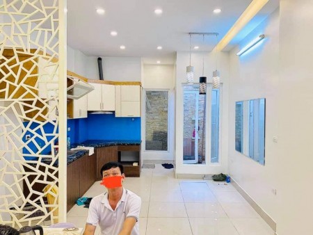 Bán nhà mặt ngõ Phạm Văn Đồng Hà Nội 47mx4T Mt 4.7m 5.3 tỷ 0902224679