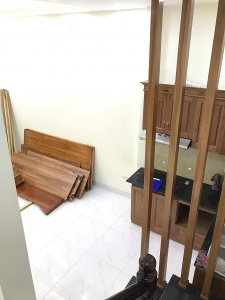 Nhà đẹp nguyên căn diện tích rộng khu trung tâm rất tiện ích khu dân trí cao ở luôn