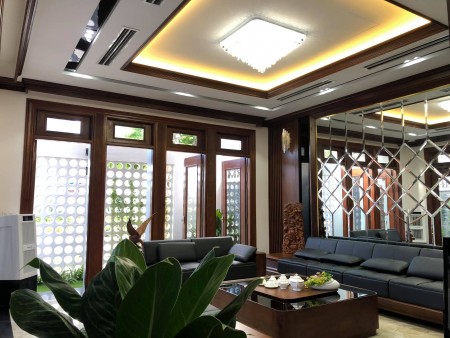 Cần bán nhà nguyên căn hẻm xe hơi dt 80m2, Phan Xích Long giá tốt cho đầu tư