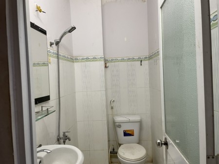 Cho thuê nhà hẻm Quang Trung, P10, Gò Vấp, dt 4x9m, 1 trệt, 2 lầu, giá 8 triệu/tháng