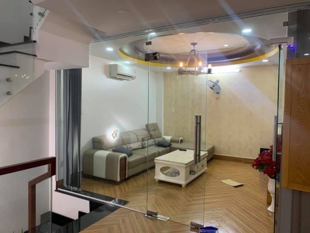 NHÀ HIẾM ĐƯỜNG XVNT Q.BÌNH THẠNH GIÁ 2 TỶ 8 CHỈ VÀI BƯỚC RA BẾN XE MIỀN ĐÔNG