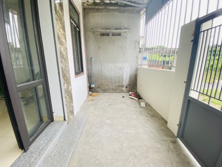 Bán nhà khu 7 Việt Hòa, TP HD, 51.9m2, mt 4.7m, 2 tầng, 2 ngủ, sân cổng, lô góc, 1.0xx tỷ