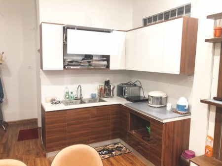Bán nhà nguyên căn đẹp 3 phòng ngủ, ở ngay, chủ thiện chí, đúc 3 tầng, giá tốt đầu tư
