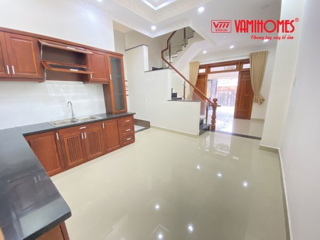Bán nhà 3 tầng mặt tiền đường số 8 Hiệp Bình Chánh dtsd 5X11.4 gần chợ Bình Triệu