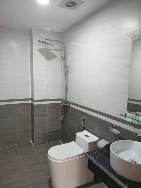 Bán nhà Bùi Xương Trạch còn mới tinh, ngõ thông mặt tiền rộng 31m2, 5 tầng, giá nhỉnh 3 tỷ