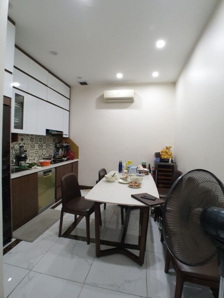 Bán nhà Phân Lô Xa La, Phùng Hưng dtsd 40m2, 4 tầng, tặng nội thất, giá bán 3.05 tỷ