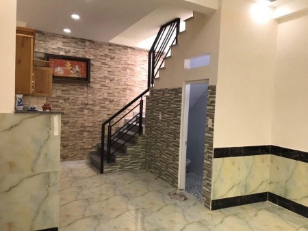 Bán nhà Phan Huy Ích đẹp 2 tầng phù hợp cho gia đình trẻ giá rẻ, pháp lí chuẩn chính chủ