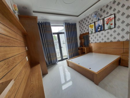 Bán Nhà Gò Vấp, xe hơi đỗ cửa, đúc kiên cố 4 tầng, diện tích sử dụng 48m2, giá siêu hót