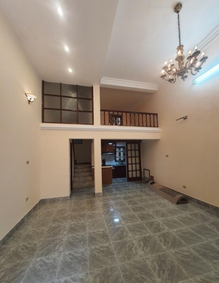 Bán gấp, ở ngay, lô góc vài bước ra phố, Vĩnh Phúc Ba Đình 58m2x4,MT5.5m, giá nhỉnh 5 tỷ.