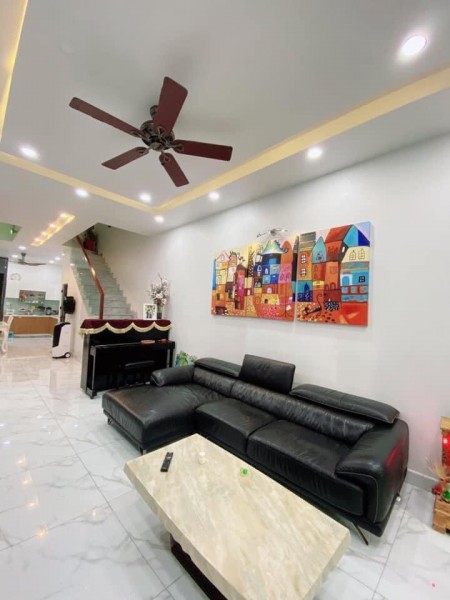 Siêu phẩm Mễ Trì phân lô vỉa hè ô tô dừng đỗ, 6 tầng , 51m2, giá nhỉnh 5 tỷ, lh 0978996965
