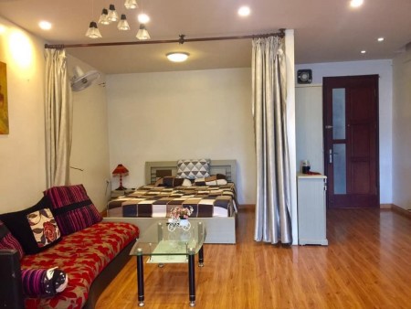 Bán apartment tại phố Nghi Tàm - Tây Hồ, kinh doanh đỉnh, 2 mặt tiền, ô tô tránh, doanh thu cao
