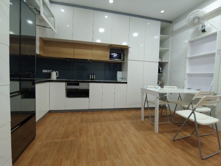 Duy nhất dtsd 54m2, 5 tầng đẹp, thang máy xịn ô tô giá chỉ hơn 7 tỷ, liên hệ 0976469163