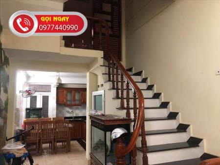 Chính Chủ Bán Nhà 5 Tầng, 32M2, Giá 2.9 tỷ, Đường Trương Định,Nhà mới ở ngay, LH 0977440990.