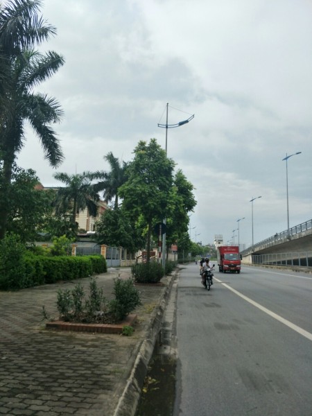 Bán nhà đường Đức Giang, Long Biên 55M2, C4, MT6M, Giá 3.45 tỷ, Ô tô 7C, Phân lô, 2 thoáng.