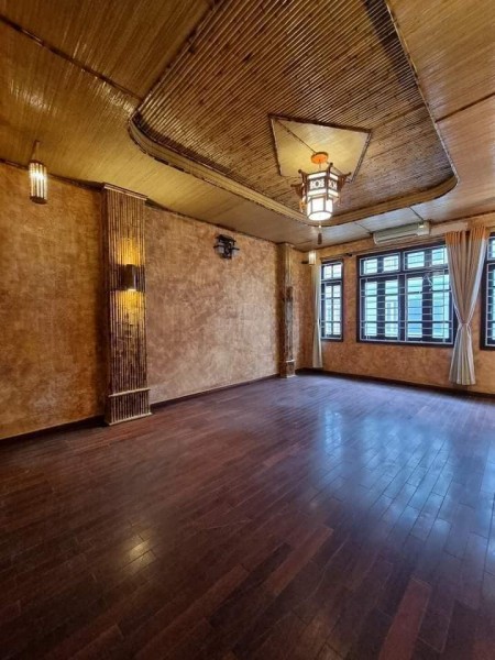 Cực hiếm bán nhà Xã Đàn Ô tô tránh kinh doanh đỉnh thang máy 62m2 15 tỷ