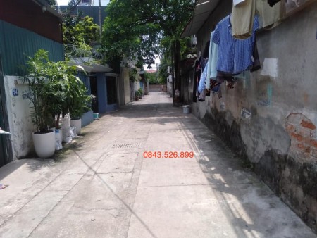 Bán đất Ngọc Thuỵ, Mặt tiền rộng - Đường ô tô, 100m2 chỉ hơn 30tr/m.