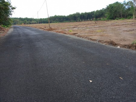 Cần bán gấp lô thổ cư 324m2. Giá sang tên 602 triệu, liên hệ xem đất 0902312586