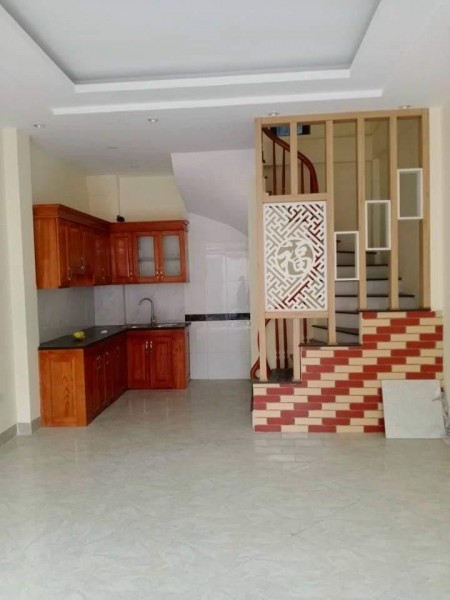 Bán nhà cực hiếm tầm tiền, ở sướng chỉ 2.65 tỷ 5 tầng, dt 35m2, phố Vĩnh Hưng, Hoàng Mai