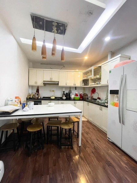 Nhà Đẹp Ngõ Thoáng Mỹ Đình. Ô Tô 4 Chỗ Qua Nhà. 38m. 5 Tầng. Giá 4.05 Tỷ