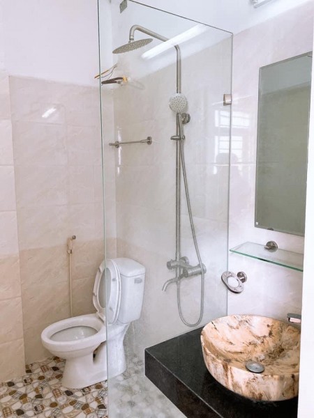Bán gấp nhà Xuân Phương đường 70 nhà đẹp ở sướng tiện ích giá sốc đầu 2 tỷ, lhcc