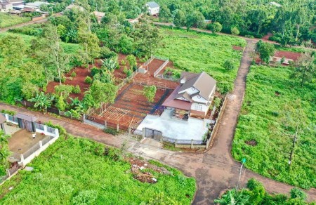 ️Bán Căn Nhà 2 Mặt Tiền cực đẹp-Khu Vực Tiềm Năng️