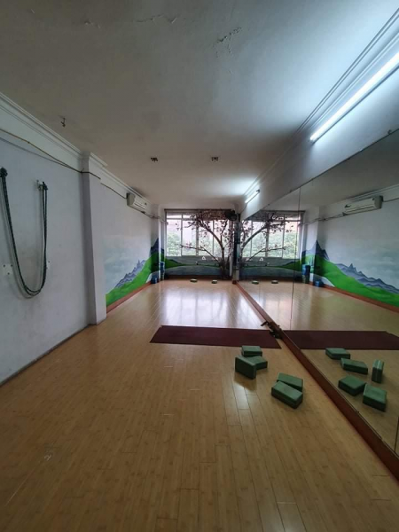 Nhà trung tâm Gia Lâm kinh doanh sầm uất đường phố rộng lớn, giá mềm nhỉnh 6 tỷ, dt 62m2