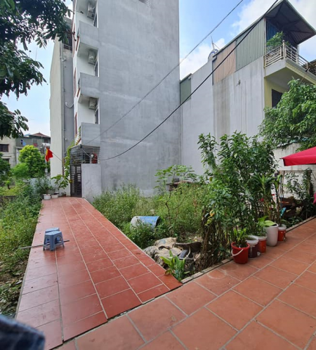 Siêu độc mua đất được quà Ngọc Thụy Long Biên 43m2 đất Lô góc ô tô tặng GPXD 5 tầng chỉ nhỉnh 2 tỷ.