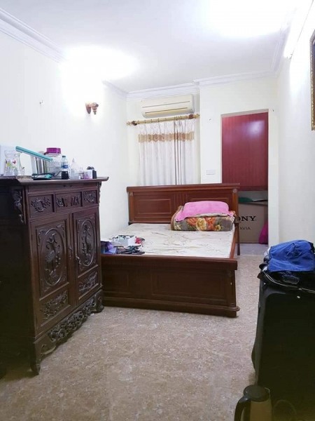 Bán nhà chỉ 2 tỷ dt 35m2, 4 tầng cách phố Kim Hoa 15m, Đống Đa, ba gác tránh xe máy