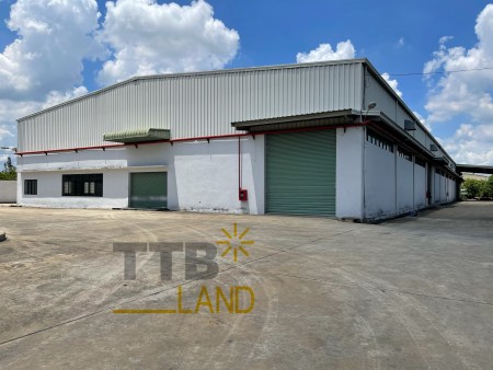 Bán đất trong KCN Nhơn Trạch, Đồng Nai, diện tích 2,4ha (có sẵn nhà xưởng 3500m2)