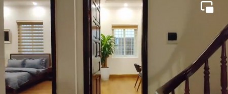 Cần bán nhà Kim Đồng 5 tầng nhà đẹp công năng đầy đủ, giá bán 3.4 tỷ, sổ đỏ riêng cắt két