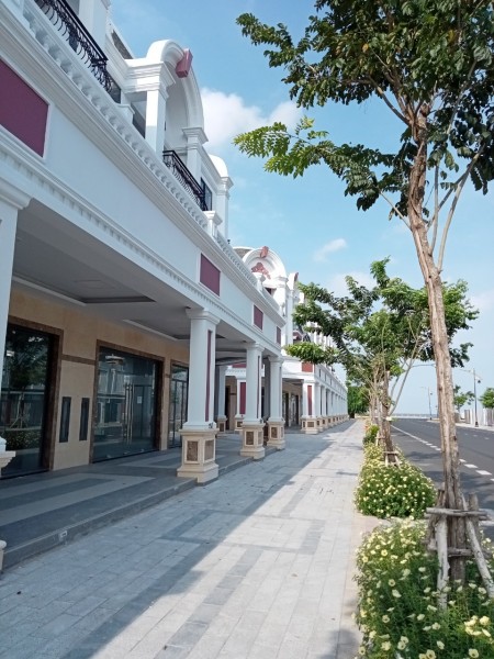 Đi đến slide 4