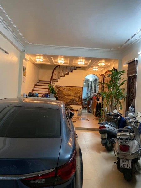 Hạ 500tr cần tiền gấp bán nhà Văn Quán phân lô gara ô tô tránh vỉa hè kinh doanh, dt 68m2 giá 8,x tỷ
