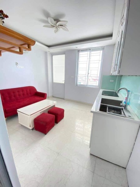 Nhà bán gấp dt 45m2 6 tầng giá 9x tỷ, mặt phố Quận Hai Bà Trưng, ô tô thang máy, kinh doanh