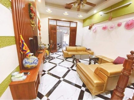 Bán nhà phân lô Nguyễn Khang, Cầu Giấy dt 38m2, 6 tầng, giá 4.6 Tỷ Lh 0866814618