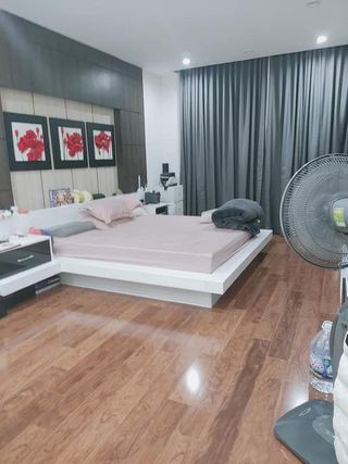 Bán nhà Tôn Đức Thắng, giá bán 2.8 tỷ, diện tích sử dụng 33m2, đúc kiên cố 5 tầng