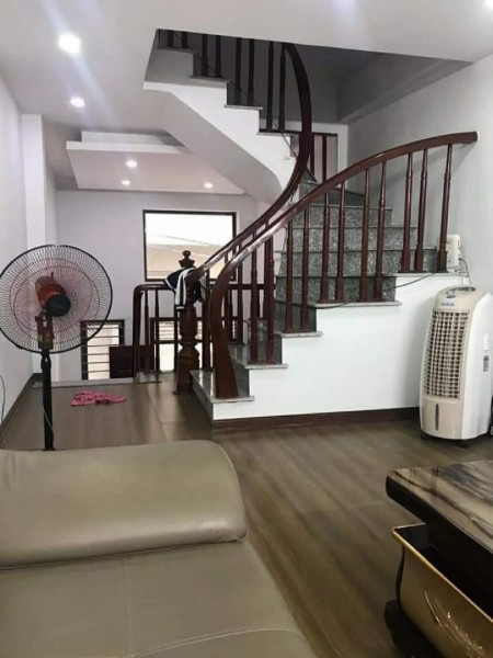 Bán nhà đẹp Quận Hà Đông, tặng full nội thất xịn 4 tầng 4 ngủ giá bán chỉ 2.6 tỷ, bàn giao ngay