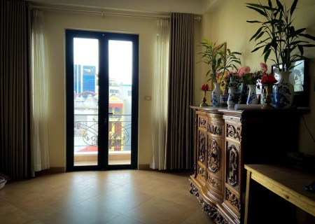 Bán nhà Nguyễn Văn Huyên Quận Cầu Giấy diện tích 42m2, giá 4.2 tỷ, liên hệ 0974609992