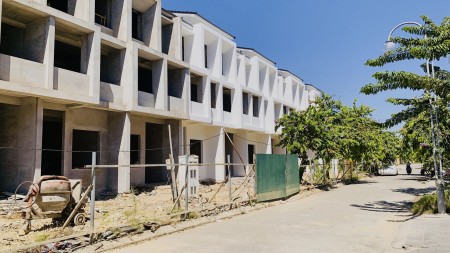 Đi đến slide 8
