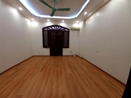 Bán nhà Quận Hai Bà Trưng mới toanh ô tô vào nhà giá nhỉnh 7 tỷ, pháp lí chính chủ