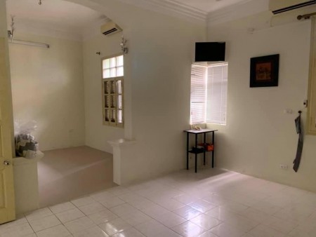 Cần bán nhà phố Lê Thanh Nghị, Quận Hai Bà Trưng, diện tích sử dụng 70m2, giá 10.5 tỷ